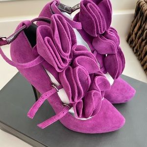 Vince Camuto Pansy Purple Size 6